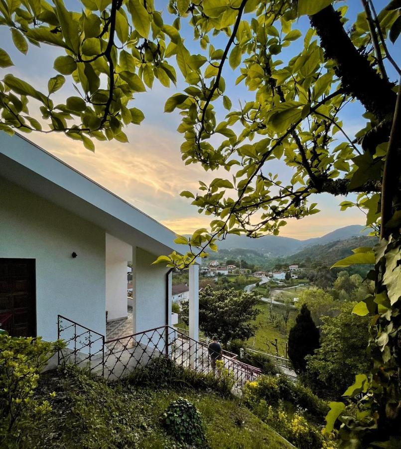 Villa Bouro - Breathtaking scenery near Gerês Terras de Bouro Exterior foto
